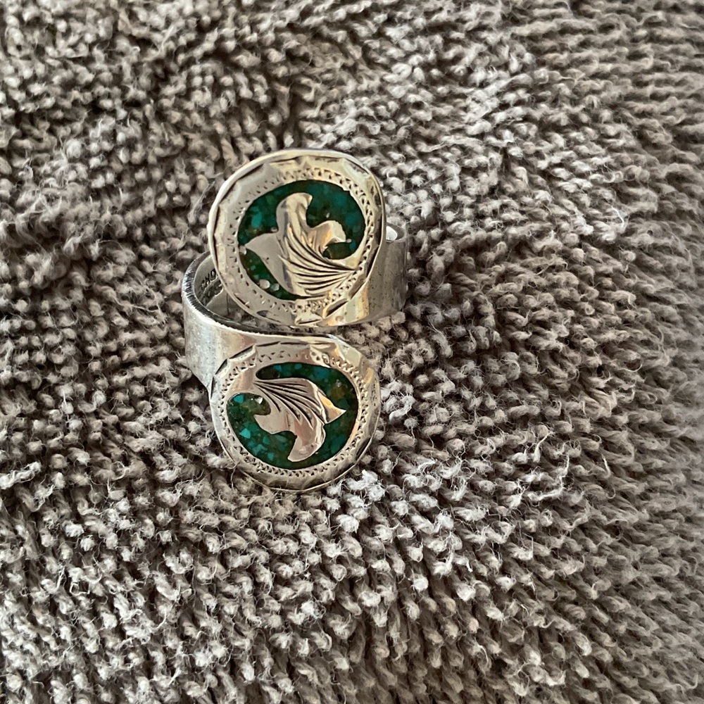 Vintage turquoise silver ring
